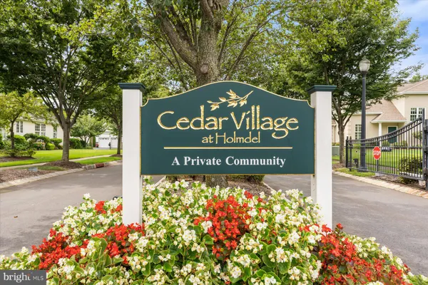 Property Slideshow image 2 of 41 | 35 chesapeake dr, Holmdel, NJ, 07733