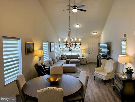 Property Slideshow image 3 of 6 | 200 jutland way 251, Red Lion, PA, 17356