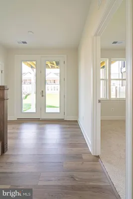 Property Slideshow image 2 of 18 | 42970 truman ter, Ashburn, VA, 20148