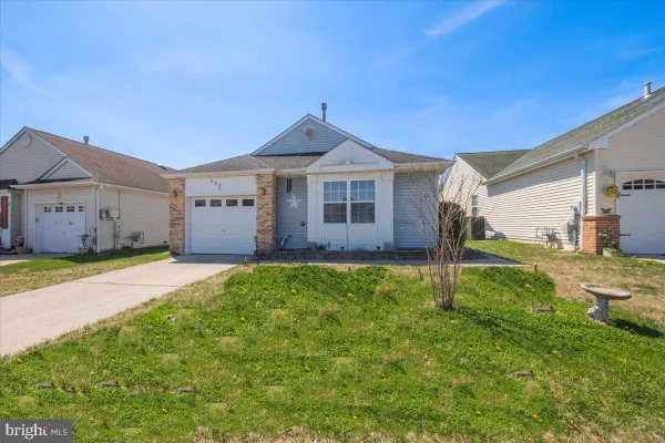 Property Slideshow image 2 of 37 | 662 barbados dr, Williamstown, NJ, 08094