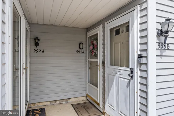 Property Slideshow image 3 of 25 | 995b scotswood ct, Mount Laurel, NJ, 08054