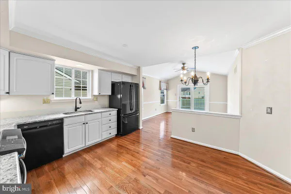 Property Slideshow image 3 of 28 | 418 e glenview dr, West Grove, PA, 19390