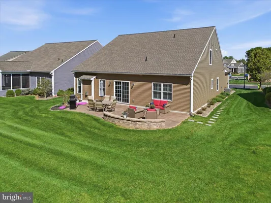 Property Slideshow image 3 of 32 | 1027 northgate dr, Lebanon, PA, 17042