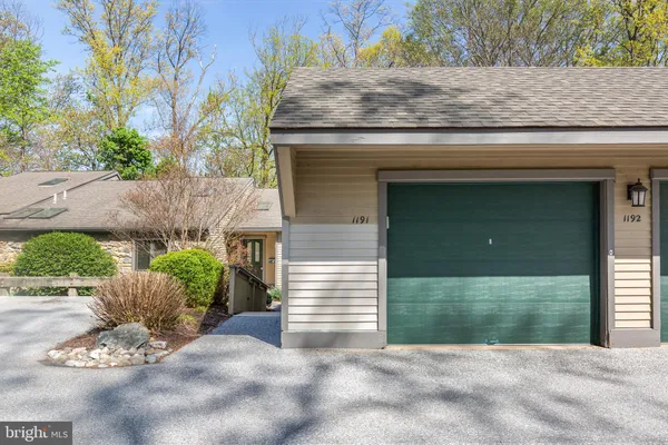 Property Slideshow image 3 of 41 | 1191 princeton ln, West Chester, PA, 19380