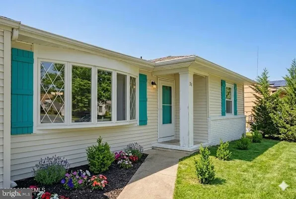 Property Slideshow image 3 of 32 | 31 jericho rd, Toms River, NJ, 08757
