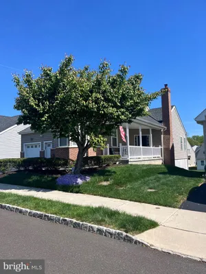 Property Slideshow image 3 of 60 | 2675 foxglove ln 00, Philadelphia, PA, 19116