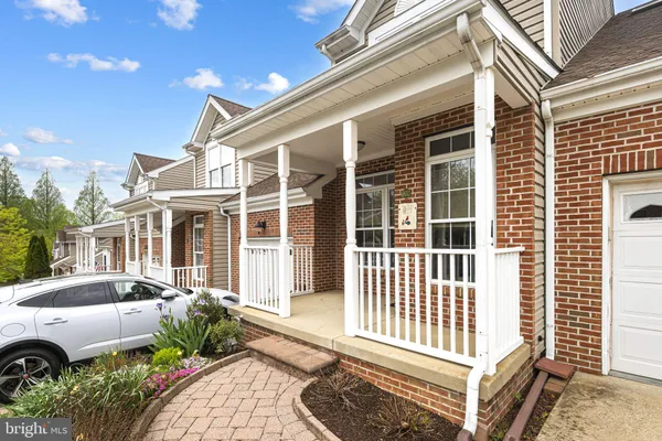 Property Slideshow image 2 of 40 | 602 beaver falls pl, Wilmington, DE, 19808