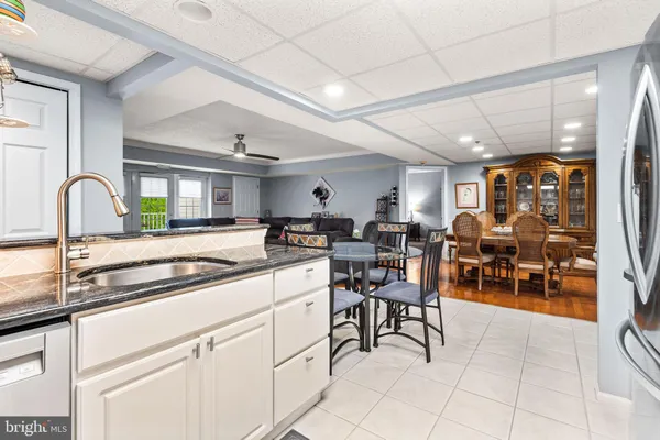 Property Slideshow image 2 of 52 | 8204 centennial sta 820, Warminster, PA, 18974