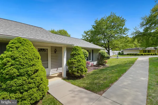 Property Slideshow image 3 of 29 | 14550 kelmscot dr 186-a, Silver Spring, MD, 20906