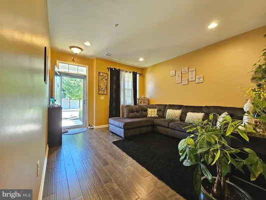 Property Slideshow image 2 of 29 | 3 cannon dr, Pennington, NJ, 08534