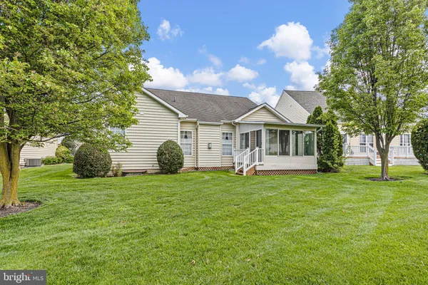 Property Slideshow image 3 of 26 | 378 pierce run, Newark, DE, 19702