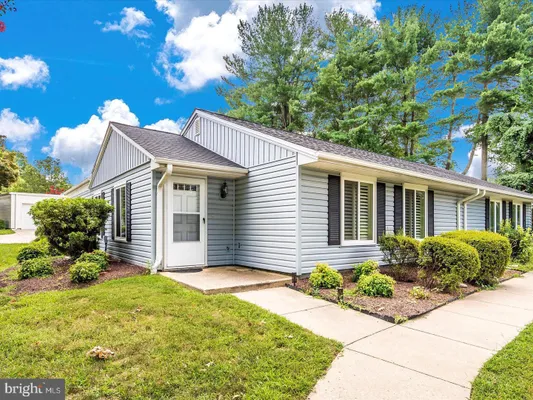 Property Slideshow image 2 of 17 | 3526 fiske ter 115-b, Silver Spring, MD, 20906