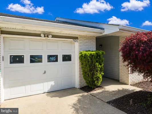 Property Slideshow image 3 of 28 | 732 ralston plz c, Monroe Township, NJ, 08831