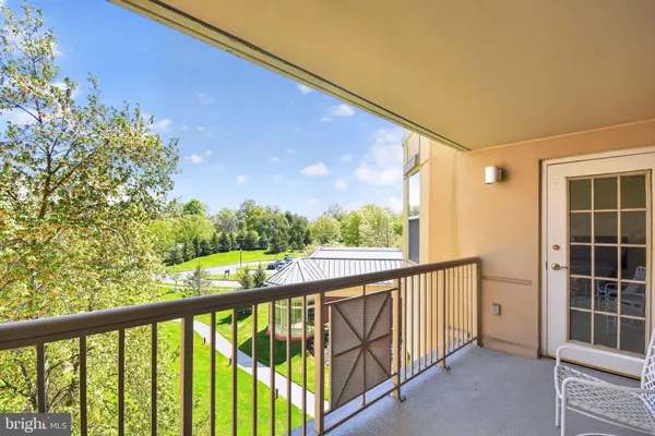 Property Slideshow image 2 of 14 | 2307 windrow dr, Princeton, NJ, 08540