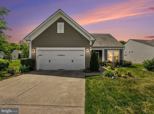 Property Slideshow image 2 of 29 | 97 battery point dr, Fredericksburg, VA, 22406