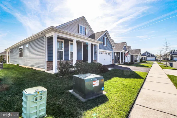 Property Slideshow image 3 of 45 | 5 preston ln, Delanco, NJ, 08075