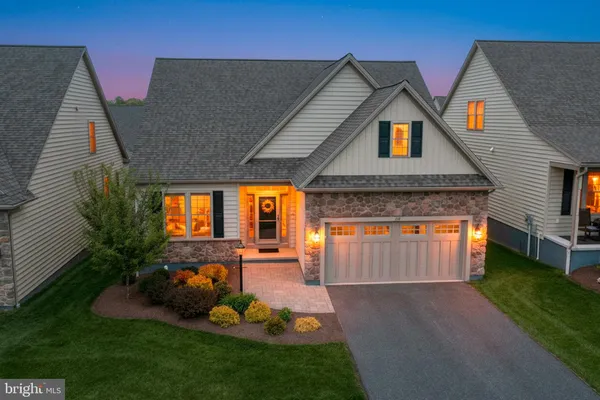 Property Slideshow image 3 of 42 | 814 summer breeze path, Cochranville, PA, 19330