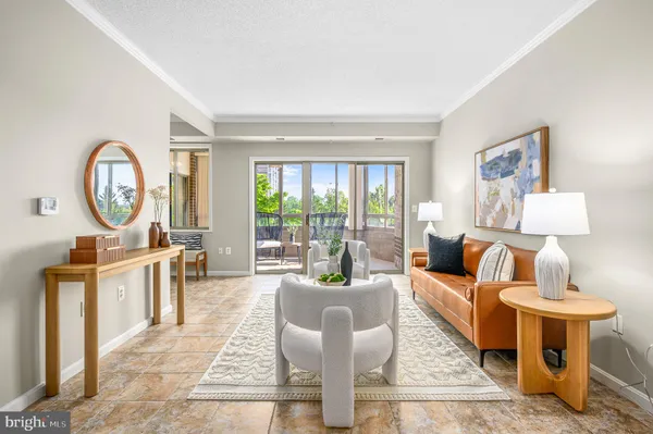 Property Slideshow image 3 of 42 | 19375 cypress ridge ter 114, Leesburg, VA, 20176