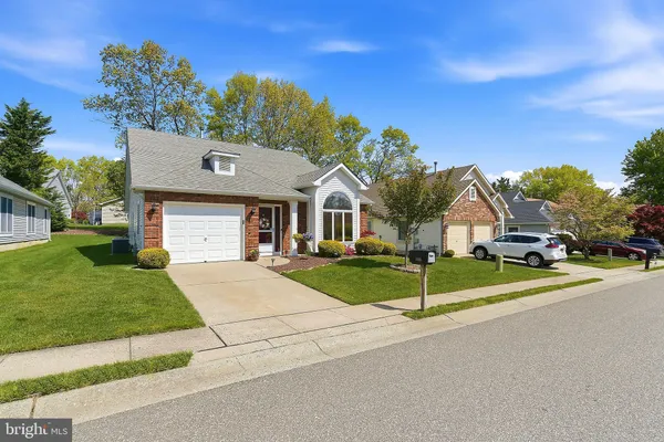Property Slideshow image 3 of 49 | 1462 burr oak rd, Toms River, NJ, 08755