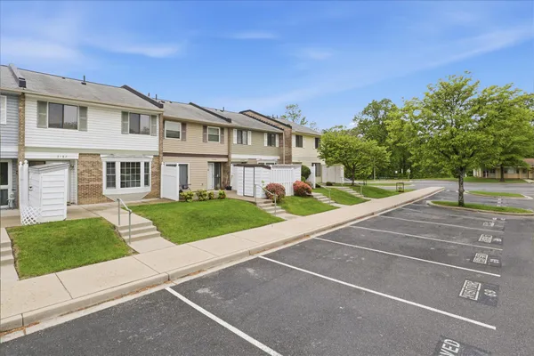 Property Slideshow image 2 of 35 | 3182 adderley ct 240-e, Silver Spring, MD, 20906