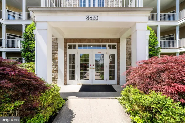 Property Slideshow image 2 of 51 | 8820 shining oceans way 105, Columbia, MD, 21045