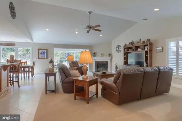 Property Slideshow image 3 of 45 | 1013 northgate dr, Lebanon, PA, 17042