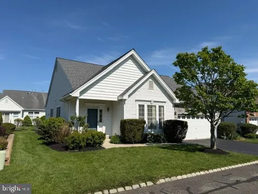 Property Slideshow image 2 of 24 | 104 rachel ln, Hamilton, NJ, 08691