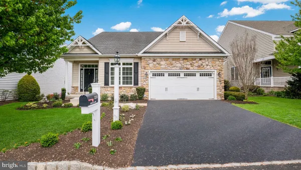 Property Slideshow image 3 of 52 | 2235 wentz ln, Schwenksville, PA, 19473