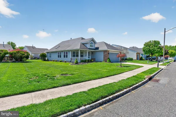 Property Slideshow image 3 of 32 | 732 cascade dr, Mount Laurel, NJ, 08054
