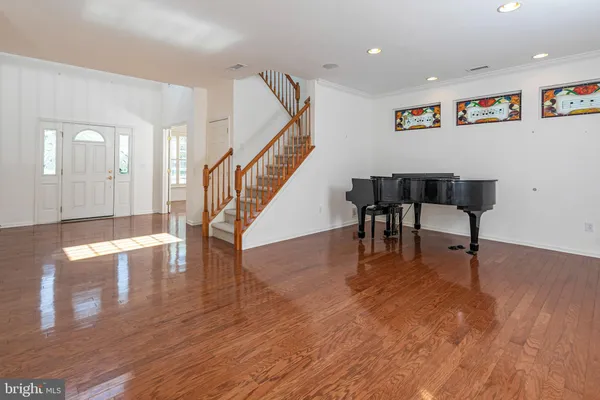 Property Slideshow image 3 of 36 | 32 lexington dr, Pennington, NJ, 08534