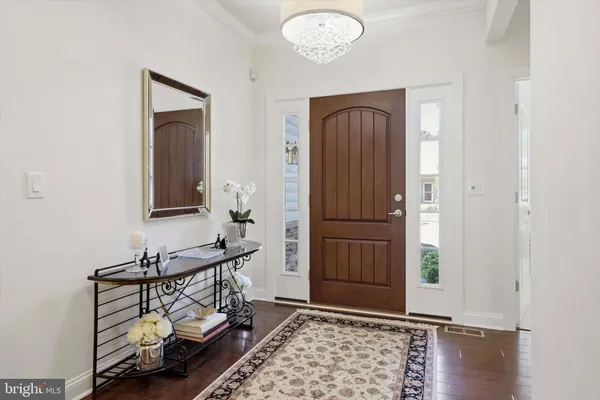 Property Slideshow image 3 of 29 | 6 leonardo ln, West Berlin, NJ, 08091