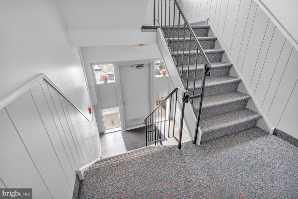 Property Slideshow image 3 of 34 | 46202 delaire landing rd 202, Philadelphia, PA, 19114