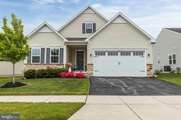 Property Slideshow image 3 of 51 | 1105 kayla ln, Townsend, DE, 19734