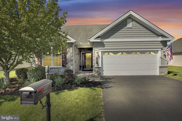 Property Slideshow image 2 of 62 | 122 independence way, Mechanicsburg, PA, 17050