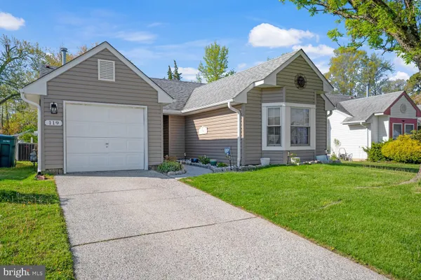Property Slideshow image 2 of 34 | 119 mohican ln, Little Egg Harbor Twp, NJ, 08087