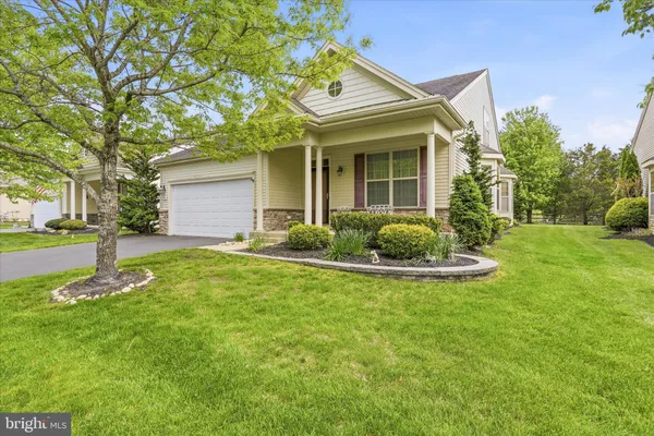 Property Slideshow image 2 of 55 | 39 newport st, Barnegat, NJ, 08005