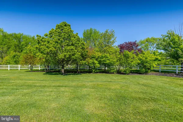 Property Slideshow image 3 of 33 | 30 brattleboro rd, Woolwich Twp, NJ, 08085