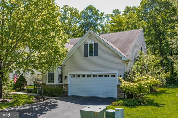 Property Slideshow image 2 of 36 | 47 lexington dr, Pennington, NJ, 08534