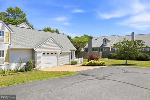 Property Slideshow image 2 of 34 | 11403 sarasota ct, Fredericksburg, VA, 22407