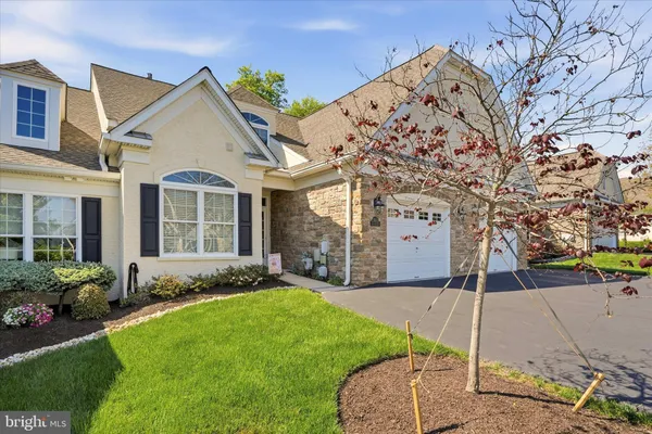 Property Slideshow image 2 of 37 | 383 brittany ct, Souderton, PA, 18964