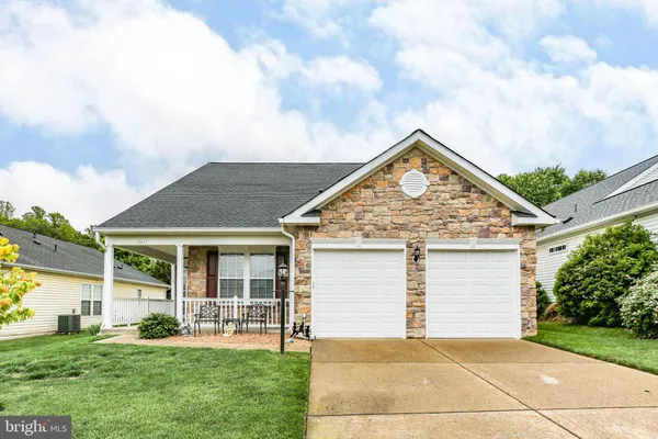 Property Slideshow image 2 of 30 | 3944 solstice ln, Dumfries, VA, 22025