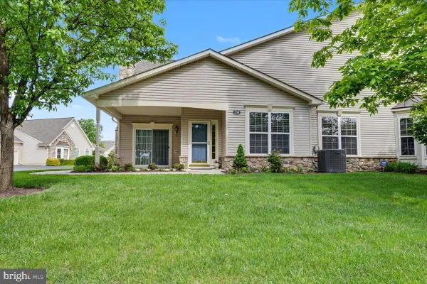 Property Slideshow image 2 of 33 | 330 pebble beach dr, Linfield, PA, 19468