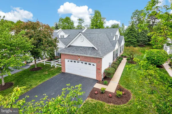 Property Slideshow image 2 of 60 | 66 newbury way, Lansdale, PA, 19446