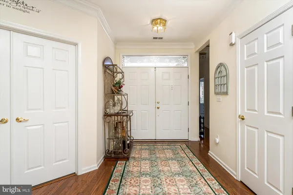 Property Slideshow image 3 of 27 | 31 barbary ln, Columbus, NJ, 08022