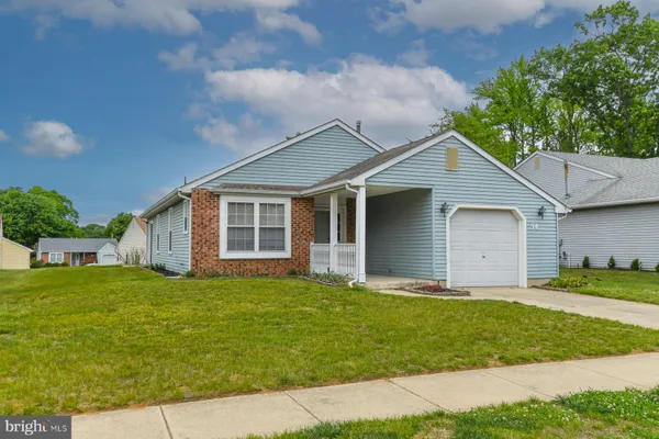 Property Slideshow image 2 of 22 | 34 knollwood, Deptford, NJ, 08096