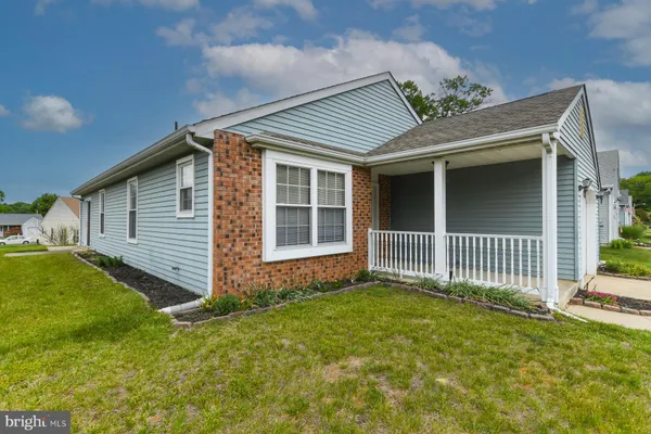 Property Slideshow image 3 of 22 | 34 knollwood, Deptford, NJ, 08096