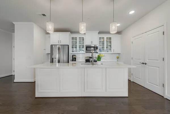 Property Slideshow image 3 of 49 | 23630 havelock walk ter 200, Ashburn, VA, 20148