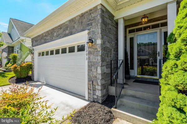 Property Slideshow image 2 of 60 | 13293 fieldstone way, Gainesville, VA, 20155