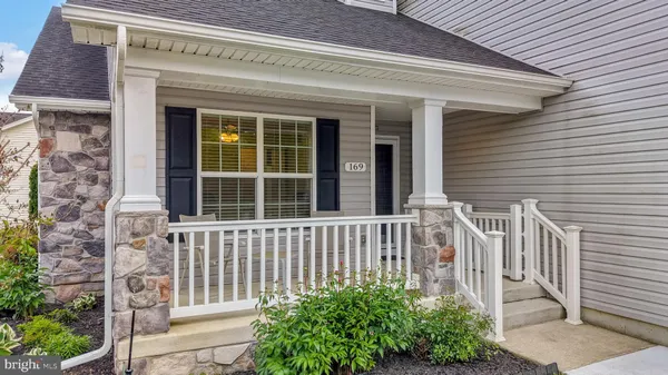 Property Slideshow image 3 of 71 | 169 winding carriage ln, Dover, DE, 19904