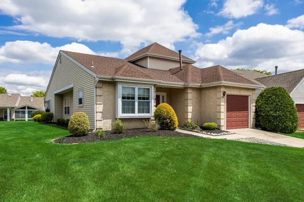 Property Slideshow image 3 of 32 | 428 elderberry ct, Mount Laurel, NJ, 08054